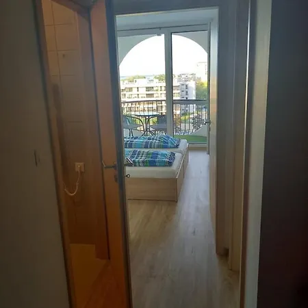 Miller Apartman Ezustpart Apartment Siofok